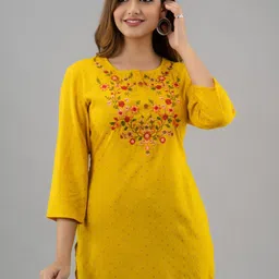 NISHABD Floral Embroidered Thread Work Thread Work Kurti-picture-31