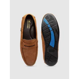 Action Men Lightweight Round Toe Loafers image 3