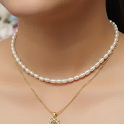 NIPSTec Women Floral Pendants with Chains image 4