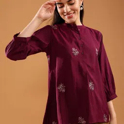 LIMEROAD Floral Embroidered Thread Work Pure Cotton Thread Work Kurti image 3