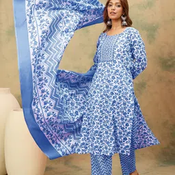 Varanga Women Floral Printed Kurta with Palazzo & Dupatta image 4