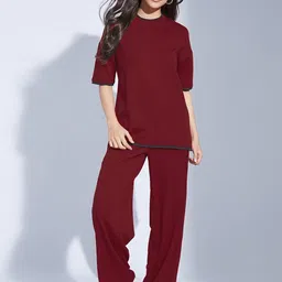 Selvia Short Sleeves T-Shirt With Trousers-image-28