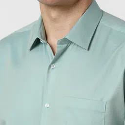 Van Heusen Men Spread Collar Textured Cotton Formal Shirt image 3