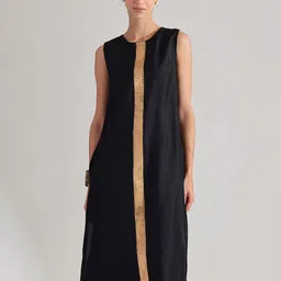 Pink Fort Women Solid Kurta with Trouser image 3