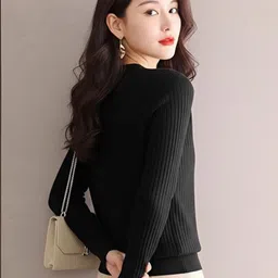 bebe Women Pullover image 4