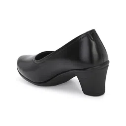 FOOTLOOSE Block Pumps image 3