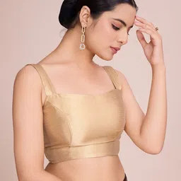 CLEMIRA Embellished Sequinned Saree image 3