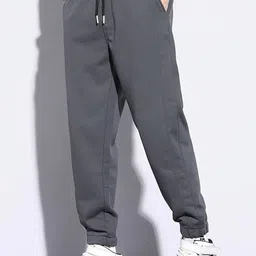 R.Code by The Roadster Life Co. Men Relaxed-Fit Mid-Rise Joggers image 4