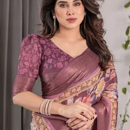 MAHARANI COUTURE Floral Printed Zari Saree With Blouse Piece image 4