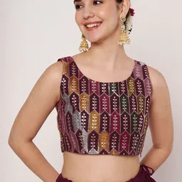 studio rasa Women Embroidered Crop Top-image-20