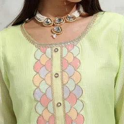 Vishudh Women Embroidered Regular Thread Work Kurta with Trousers image 2