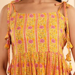 Varanga Floral Printed Square Neck Sleeveless Gotta Patti Kurta With Sharara & Dupatta image 4