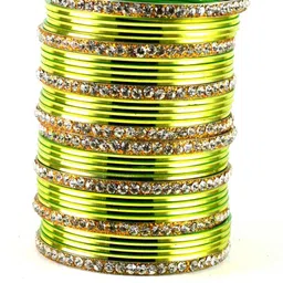 Vidhya Kangan Green Bangle Set image 2