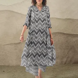 KALINI Women Printed Regular Kurta with Palazzos-image-92