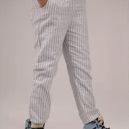 URBAN BUDS Boys Checked Stripes Double Cloth Jogger Cotton Trousers image 4