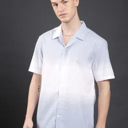 Voroxy Men Relaxed Colourblocked Casual Shirt image 3