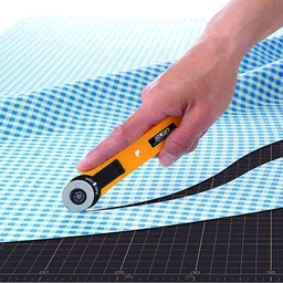 olfa Rotary Cutter RTY-1/G (1.00) Rotary Fabric Cutter image 4
