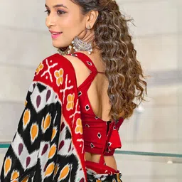 Moda Rapido Women Red Pure Cotton Designer Block Print Saree image 3