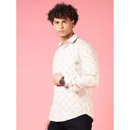 LIMEROAD Floral Printed Spread Collar Cotton Shirt image 3