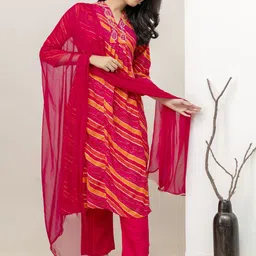 SINGNI Women Printed Regular Kurta & Trousers With Dupatta image 2