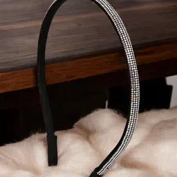 fabula Women Embellished Hairband-image-37