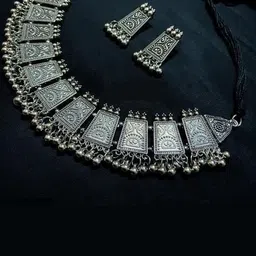 SZN Oxidised Jewellery Set image 1
