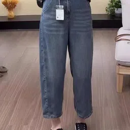StyleCast Women Comfort Wide Leg High-Rise Mildly Distressed Light Fade Stretchable Jeans-picture-15
