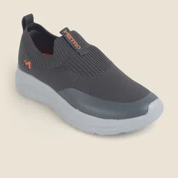 Metro Men Woven Design Slip-On Sneakers image 5