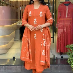 Desi Fusion Women Floral Embroidered Regular Thread Work Pure Cotton Kurta with Trousers & With Dupatta-image-7