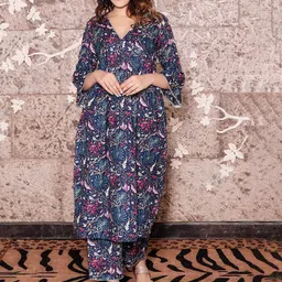 COUTURE HOUSE Women Floral Printed Cotton Kurta with Palazzo-picture-25