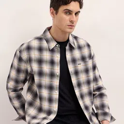 THE BEAR HOUSE Men Opaque Checked Casual Shirt-image-44
