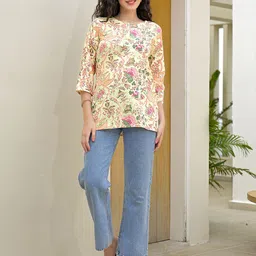 Uparna Floral Printed Thread Work Kurta image 3