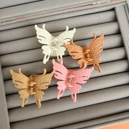 Radhya Accessories Women Set of 4 Claw Clip-picture-20