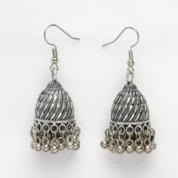 Anouk Contemporary German Silver Drop Earrings image 2