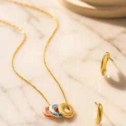 Rubans 18K Gold-Plated Triple-Tone Interlinked Pendant Set-picture-29