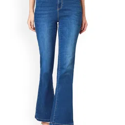 Kraus Jeans Women Flared High-Rise Light Fade Jeans-picture-15