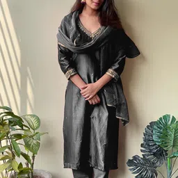 KALINI Women Regular V-Neck Embroidered KurtaTrousers Wi th Dupatta image 3