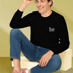 BUYTHATTRENDZ Men Printed Sweatshirt image 4