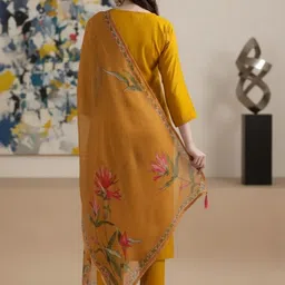 SZN Women Ethnic Motifs Embroidered Thread Work Kurta with Trousers & With Dupatta image 3