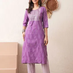 METAFAB Women Ethnic Motifs Printed Regular Sequinned Pure Cotton Kurta with Trousers-image-24