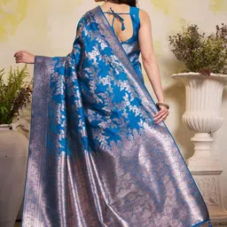 Garden Vareli Woven Design Zari Saree with Pallu Border & Unstitched Blouse Piece image 2