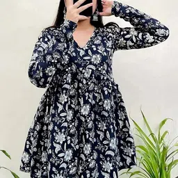 Dream Beauty Fashion Women Floral Printed V-Neck Empire Top-picture-17