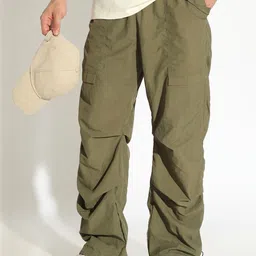 SHOWOFF Men Solid Comfort Loose Fit Low-Rise Oversized Pockets Trousers-picture-32