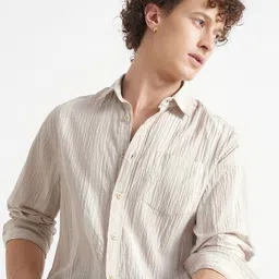 HIGHLANDER Men Textured Spread Collar Casual Shirt-image-40