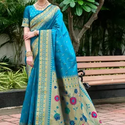 Kalista Floral Zari Silk Blend Handloom Paithani Saree-image-94