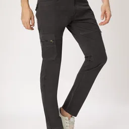 HO BINDAASS Men Relaxed Easy Wash Cargos Trousers image 5