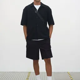 H&M Relaxed Fit Cargo Shorts-picture-37
