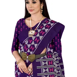 Beshas studio Palace Geometric Printed Pure Cotton Bandhani Saree image 5