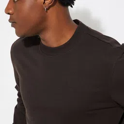 max URB_N Men Solid Sweatshirt image 3