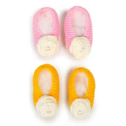 LITTLE GINNIE Infants Set Of 2 Flower Booties image 3